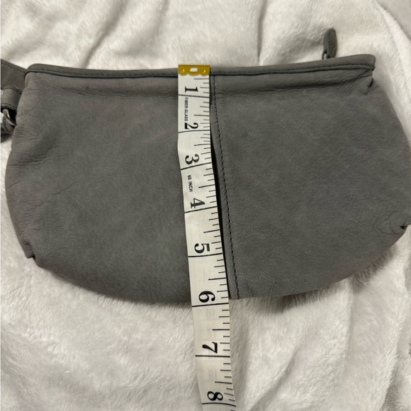 Ann Tayler Loft suede wristlet. - Picture 10 of 11